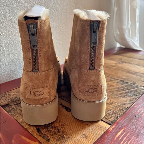 Ugg Classic Rising Heel-Zip Boot - Picture 2 of 3
